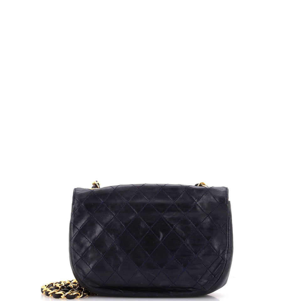 Vintage Round Flap Bag Quilted Lambskin Small