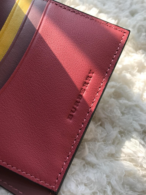 Burberry Bags - Bagsattire   555