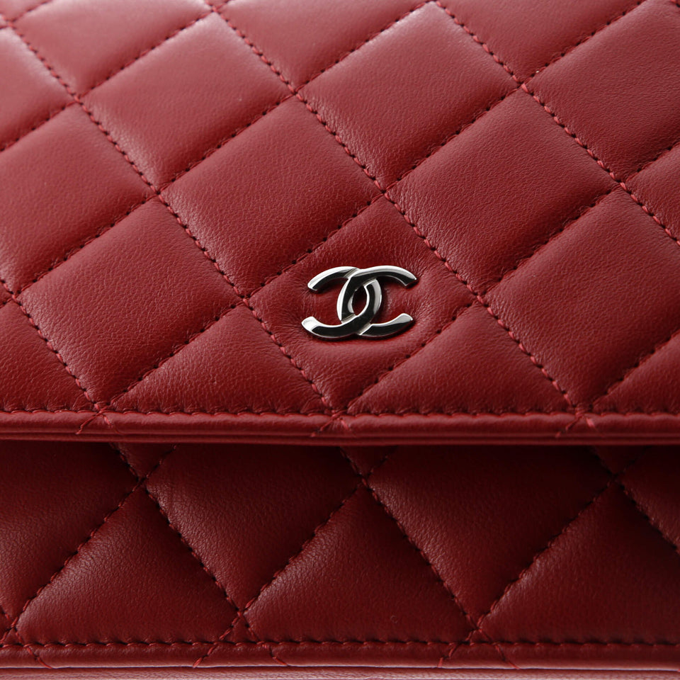 Wallet on Chain Quilted Lambskin