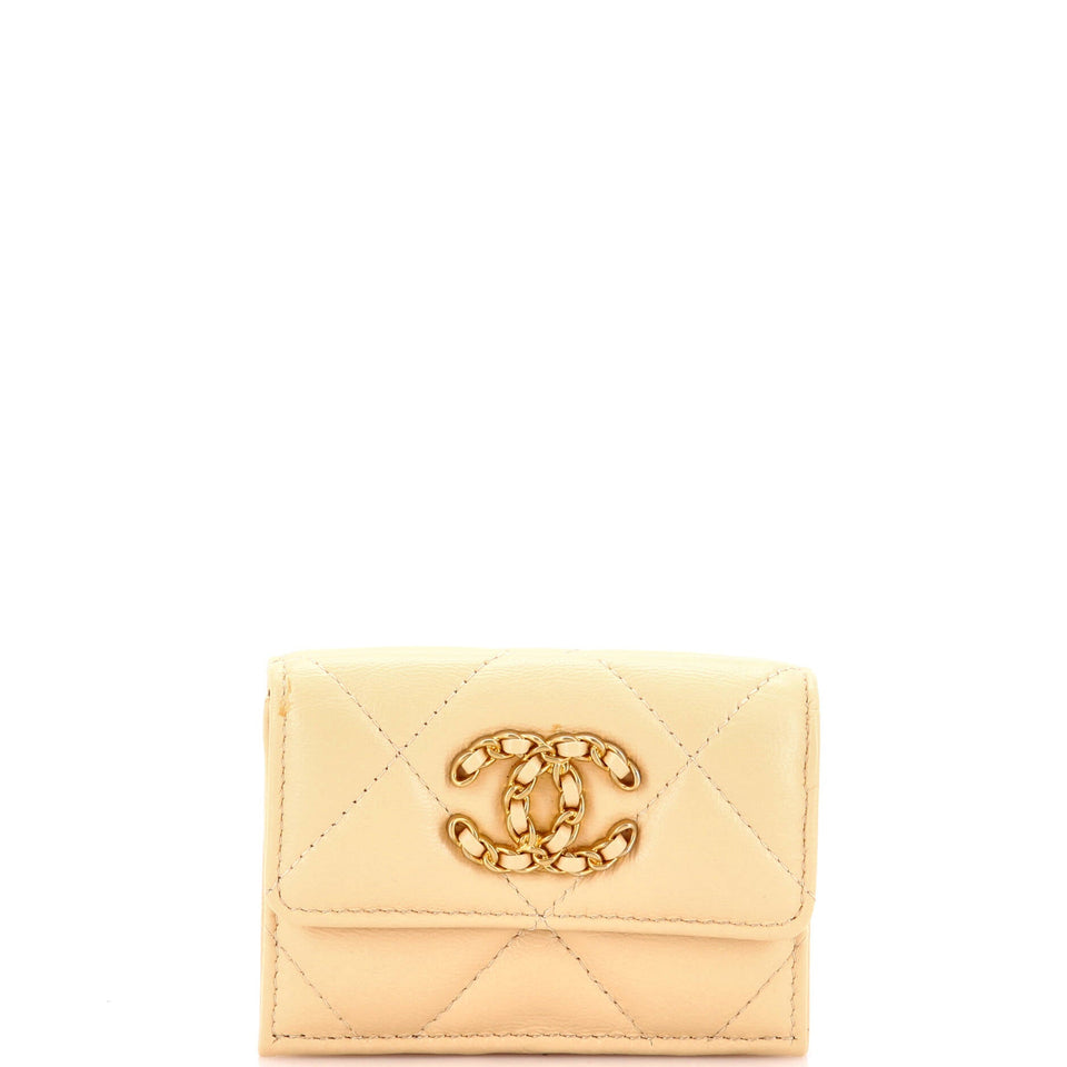 19 Trifold Flap Wallet Quilted Lambskin Small