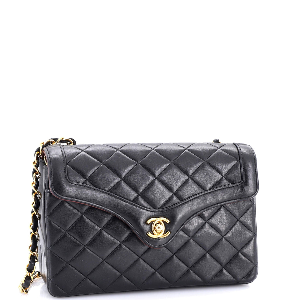 Vintage CC Chain Curve Flap Bag Quilted Lambskin Medium
