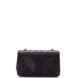 Vintage Full Flap Bag Quilted Lambskin Medium