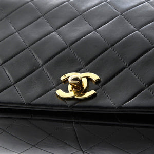 Vintage Full Flap Bag Quilted Lambskin Medium