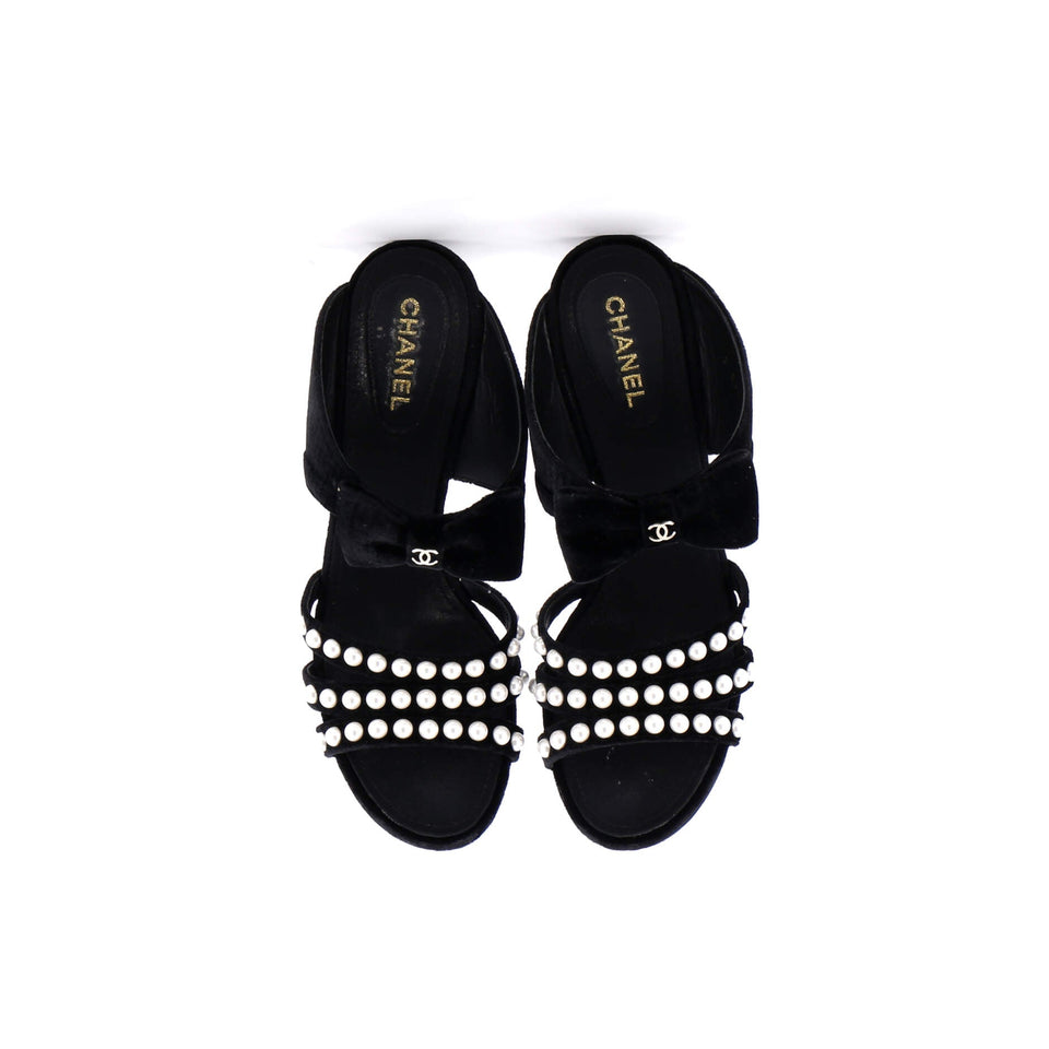 Women's CC Bow Heeled Mule Sandals Velvet with Faux Pearls