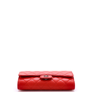 Wallet on Short Chain Quilted Caviar