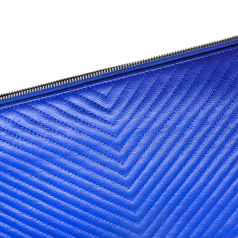 Classic Double Pocket Zip Pouch Chevron Caviar Medium