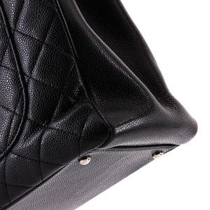 Grand Shopping Tote Quilted Caviar XL