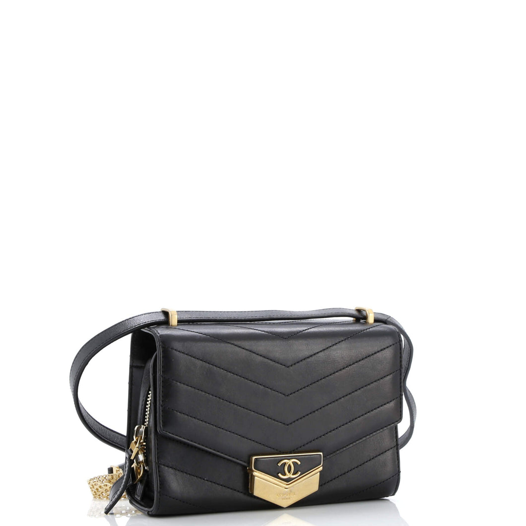 Medal Envelope Flap Bag Chevron Calfskin Small