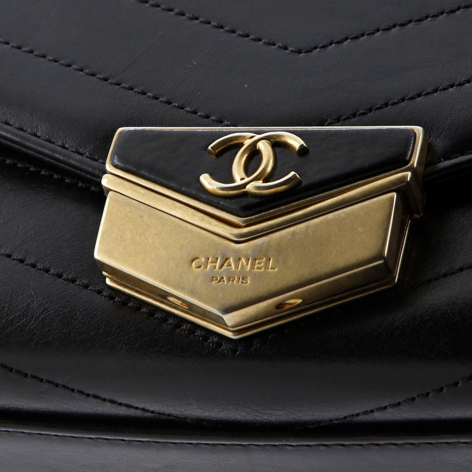 Medal Envelope Flap Bag Chevron Calfskin Small