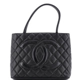 Medallion Tote Quilted Caviar