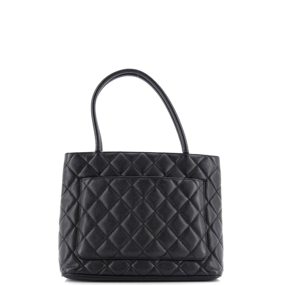 Medallion Tote Quilted Caviar