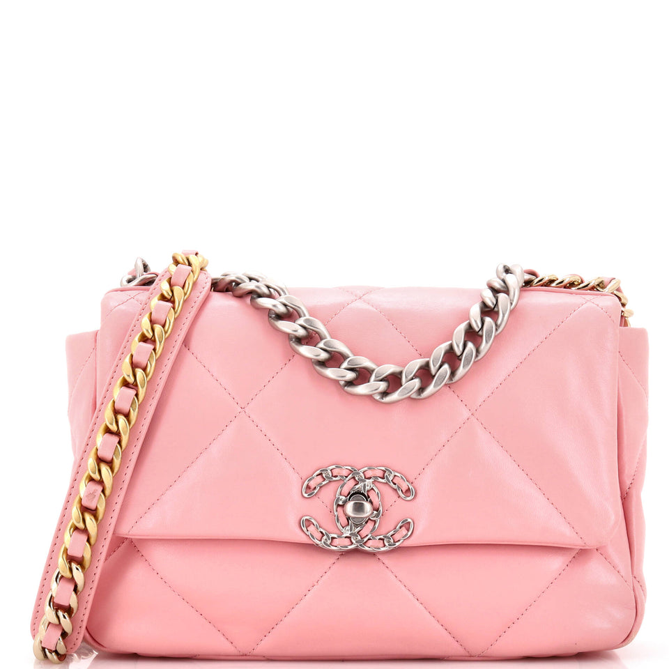 19 Flap Bag Quilted Leather Medium