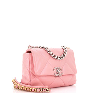 19 Flap Bag Quilted Leather Medium