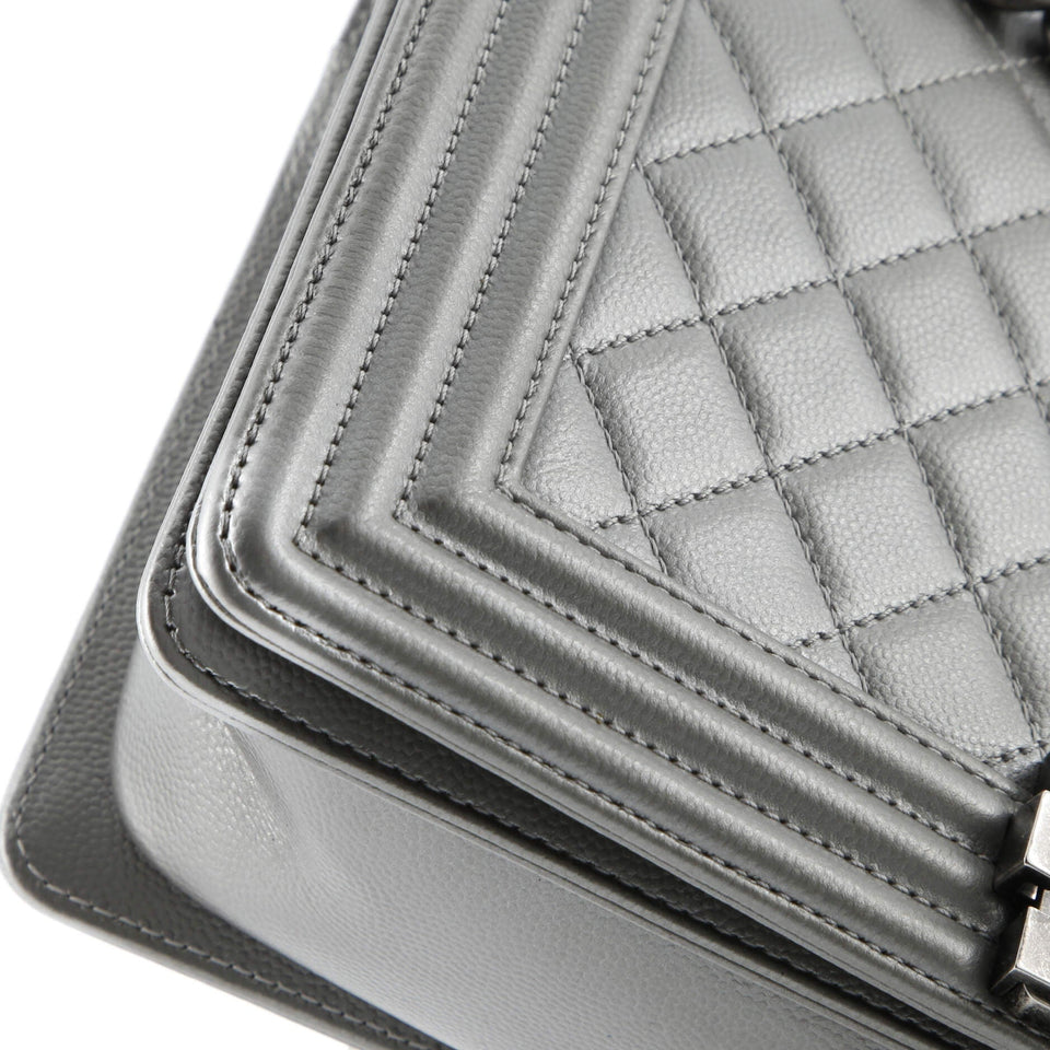 Boy Flap Bag Quilted Caviar Old Medium