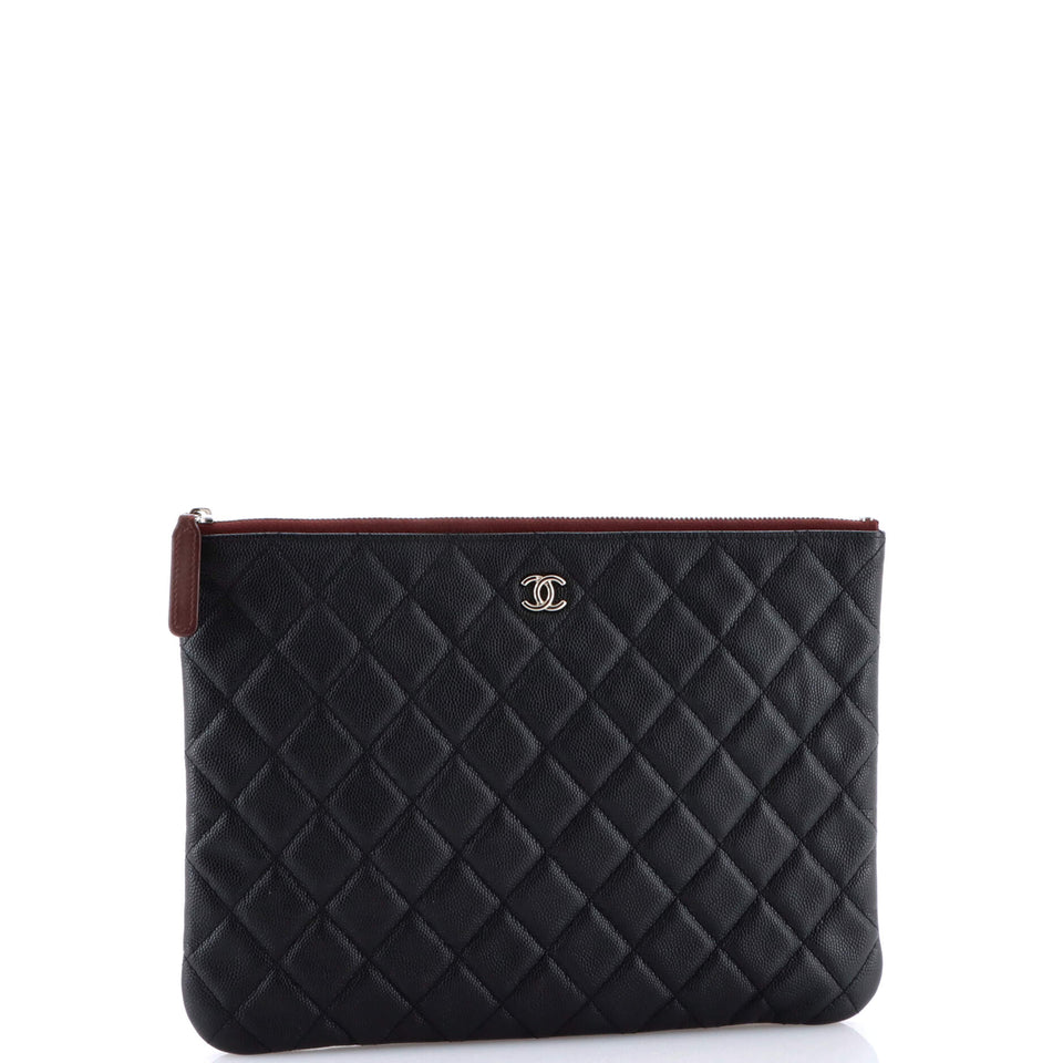 O Case Clutch Quilted Caviar Medium