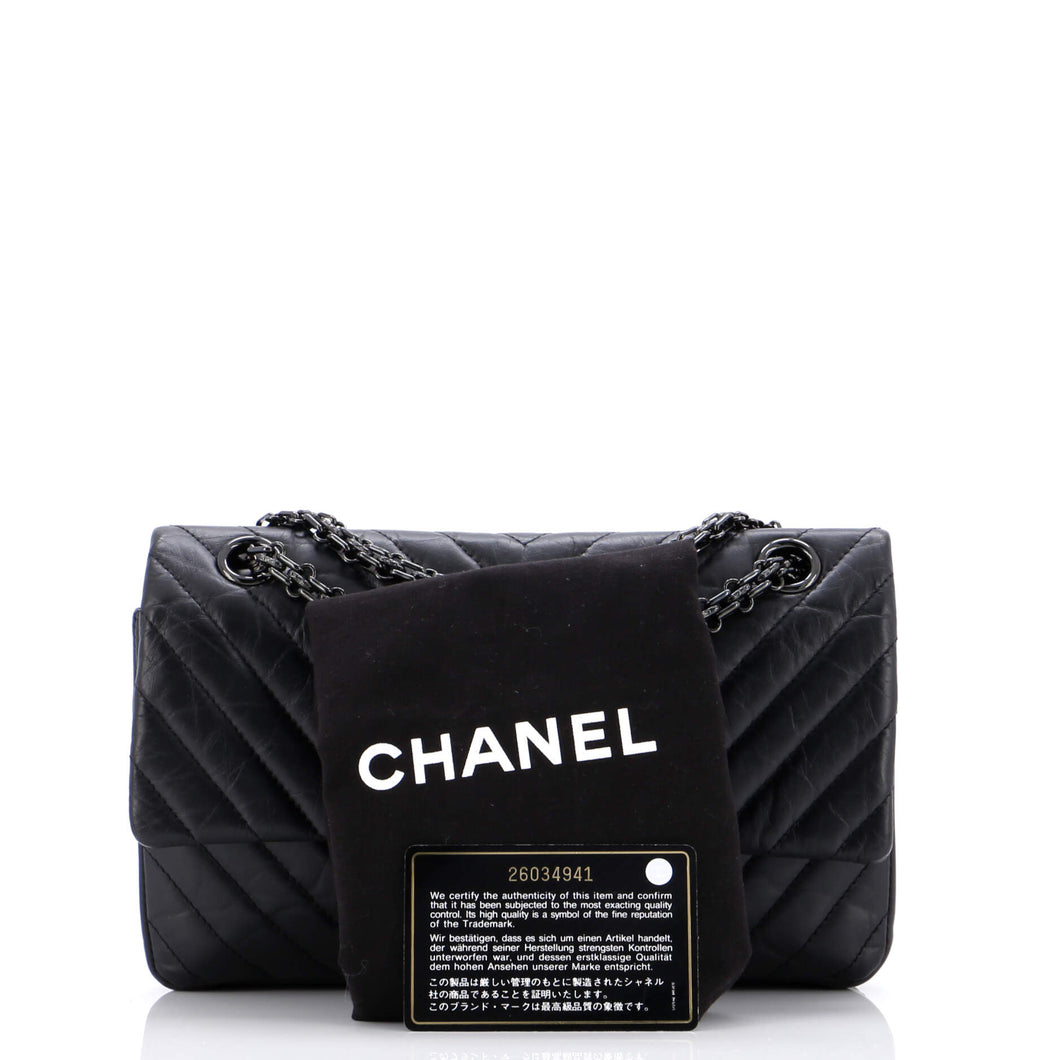 So Black Reissue 2.55 Flap Bag Chevron Aged Calfskin 225