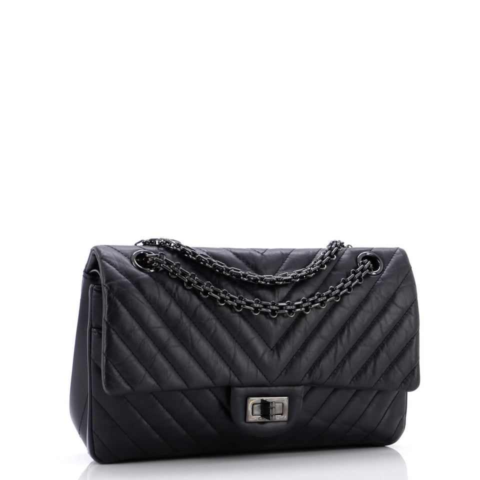 So Black Reissue 2.55 Flap Bag Chevron Aged Calfskin 225