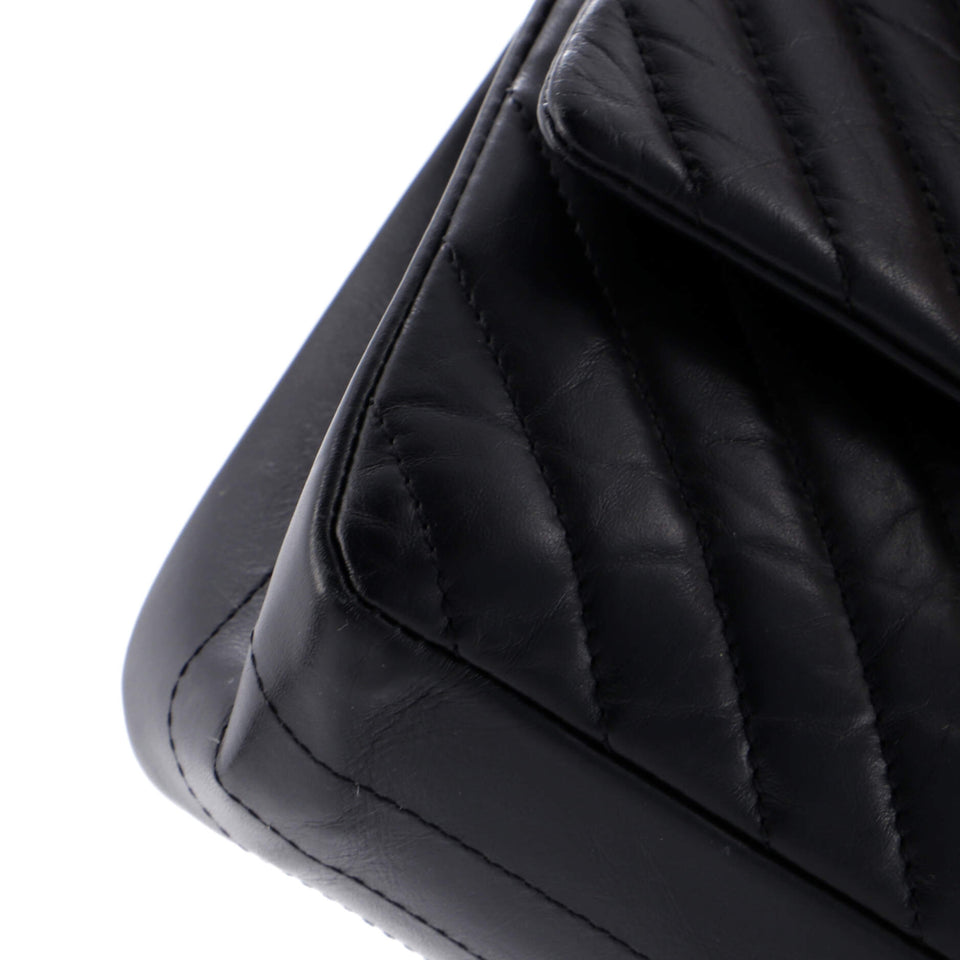 So Black Reissue 2.55 Flap Bag Chevron Aged Calfskin 225
