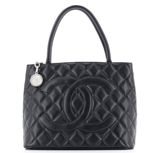 Medallion Tote Quilted Caviar