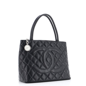 Medallion Tote Quilted Caviar
