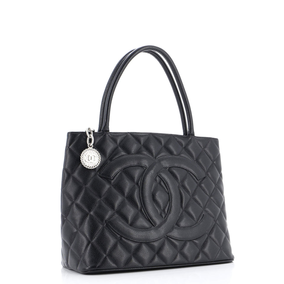 Medallion Tote Quilted Caviar