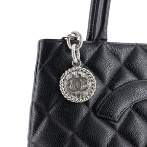 Medallion Tote Quilted Caviar