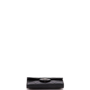 Classic Flap Card Holder Quilted Caviar