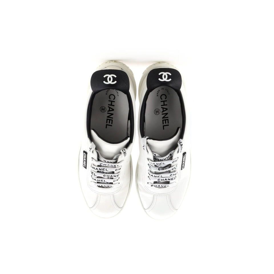 Women's CC Low-Top Flat Runner Sneakers Leather