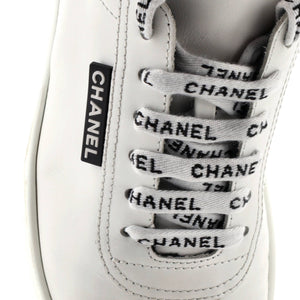 Women's CC Low-Top Flat Runner Sneakers Leather