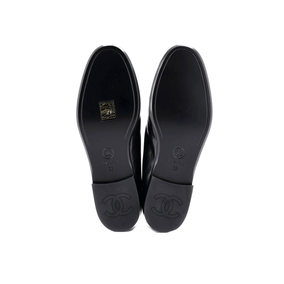 Women's CC Mocassin Loafers Leather with Metal