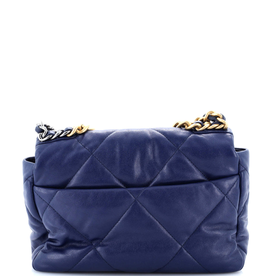 19 Flap Bag Quilted Leather Medium