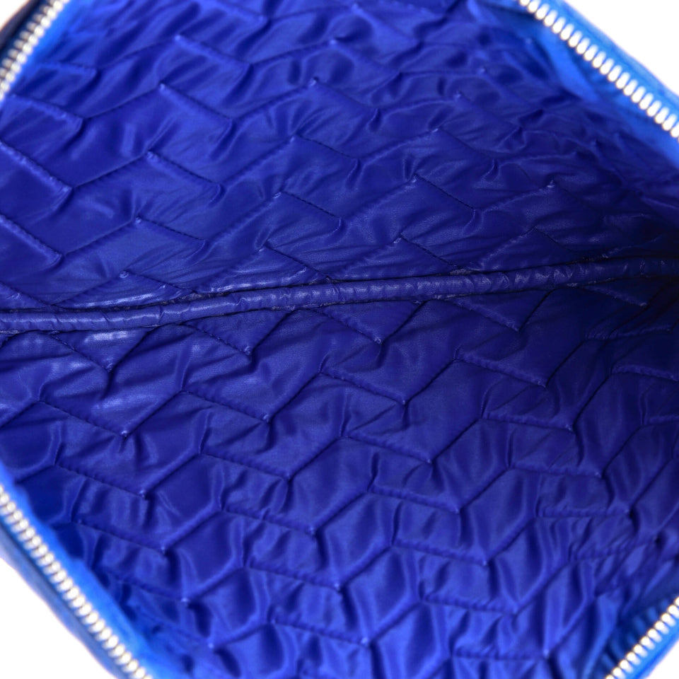 O Case Clutch Chevron Caviar Medium