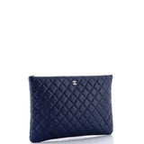 O Case Clutch Quilted Caviar Large