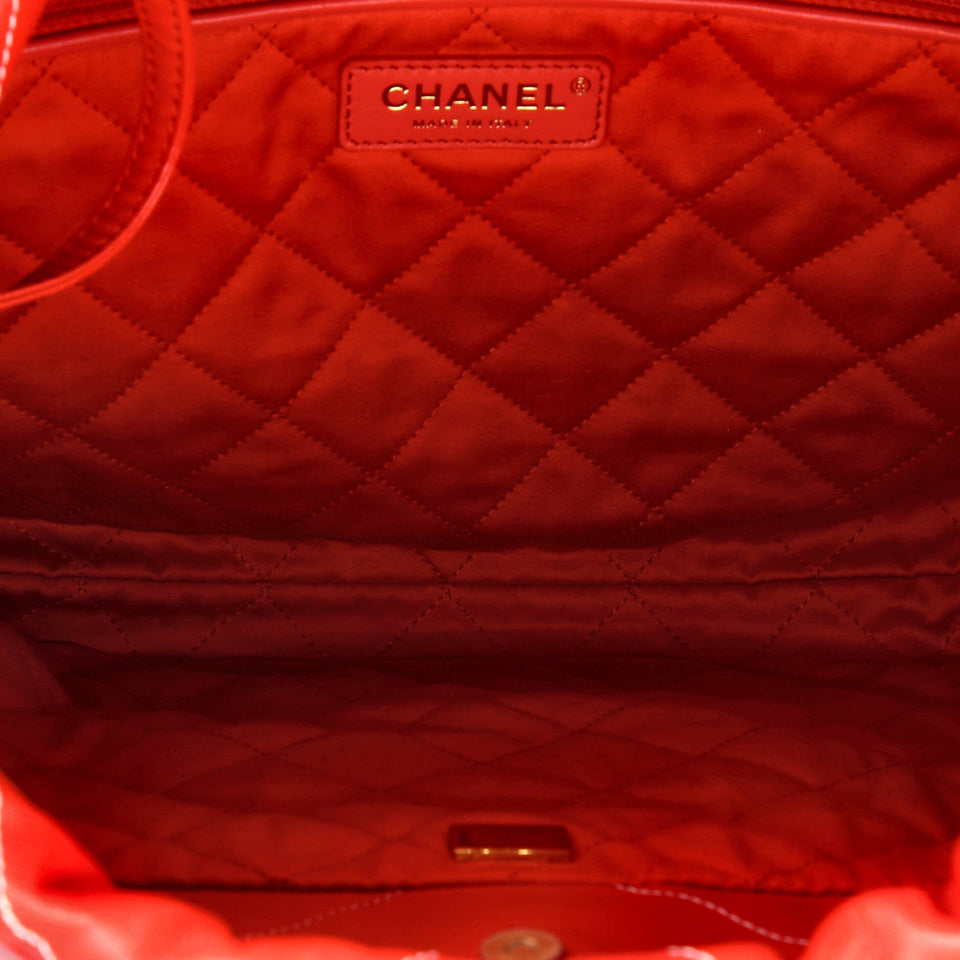 22 Chain Hobo Quilted Calfskin Small