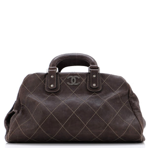 Outdoor Ligne Doctor Bag Quilted Caviar Large