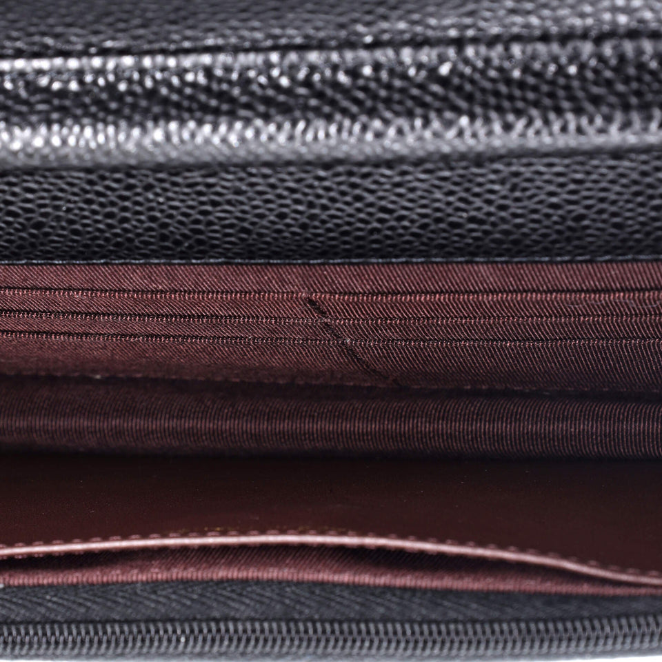 Wallet on Chain Quilted Caviar