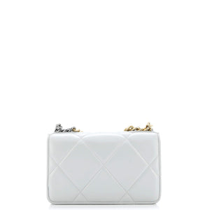 19 Wallet on Chain Quilted Lambskin