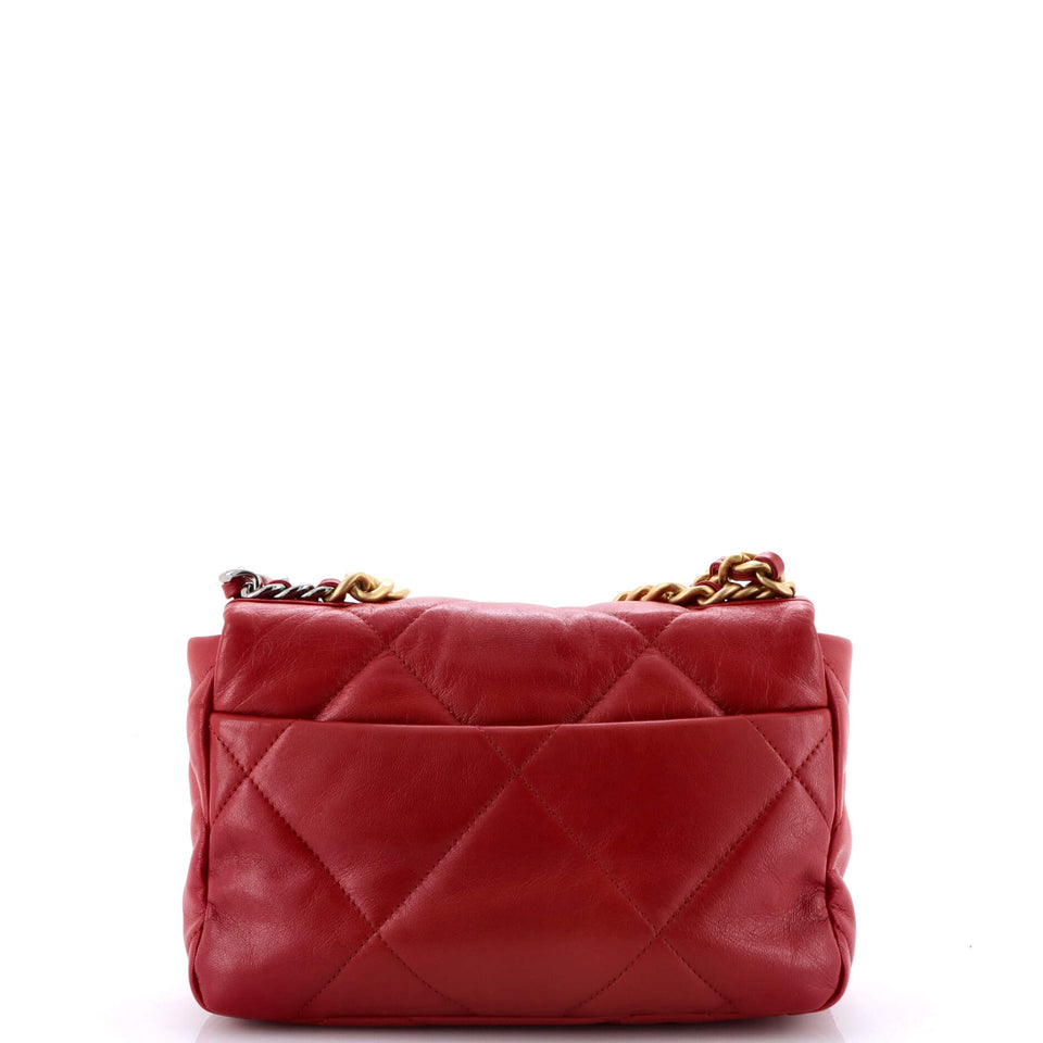 19 Flap Bag Quilted Leather Medium