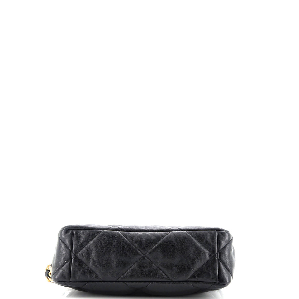 19 Flap Bag Quilted Leather Large
