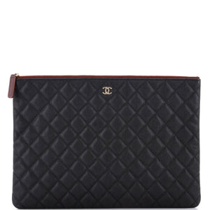 O Case Clutch Quilted Caviar Large