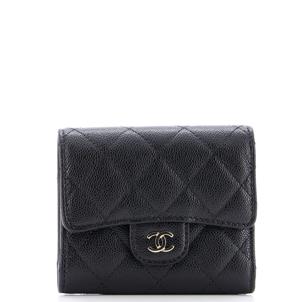 CC Compact Classic Flap Wallet Quilted Caviar