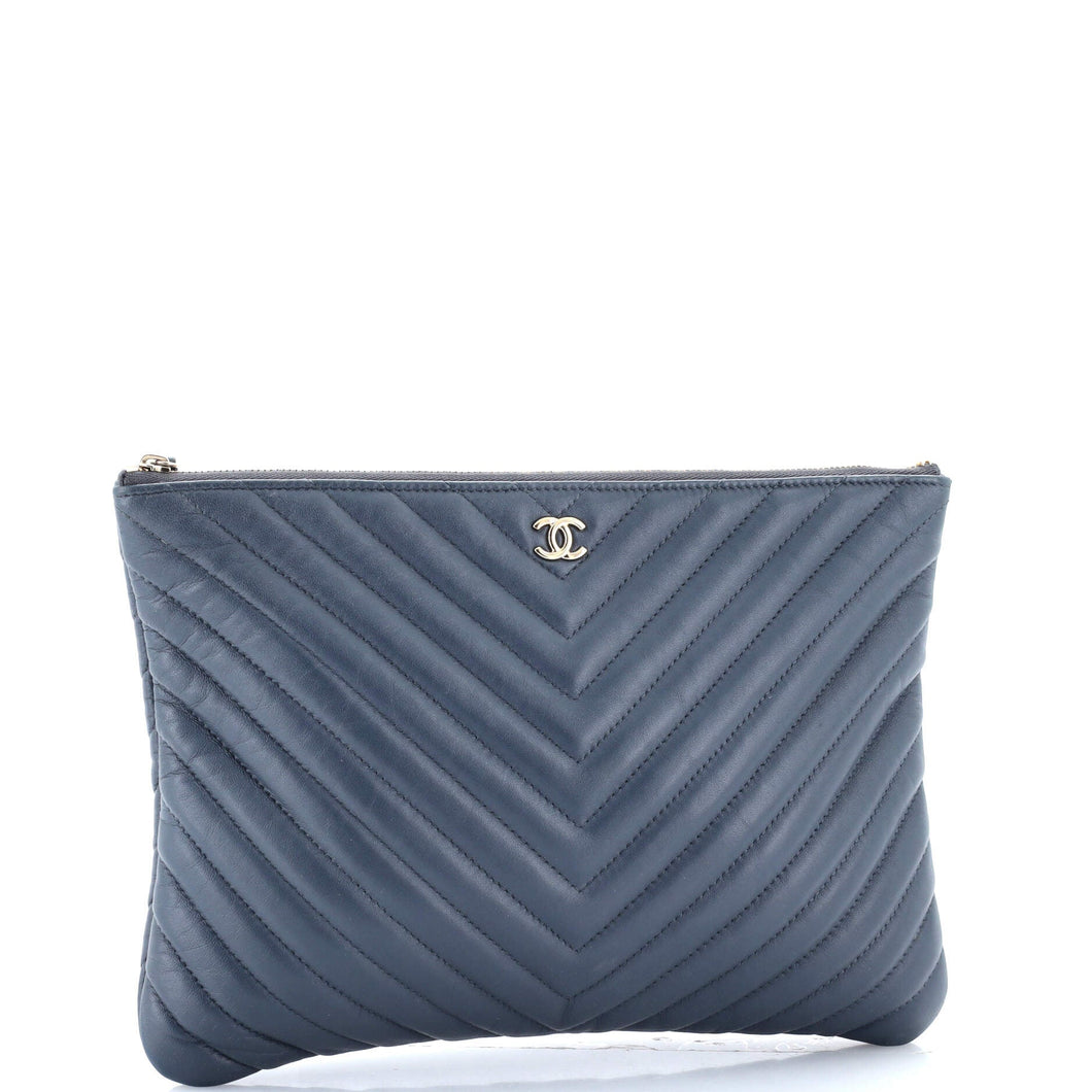 O Case Clutch Chevron Lambskin Medium