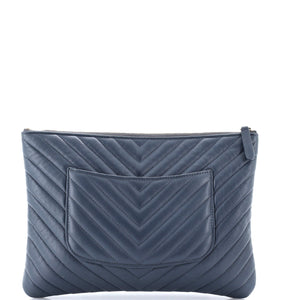 O Case Clutch Chevron Lambskin Medium
