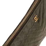 O Case Clutch Chevron Lambskin Medium