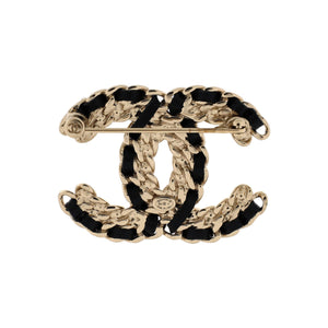 Vintage Allure Chain CC Brooch Metal with Lambskin and Crystal