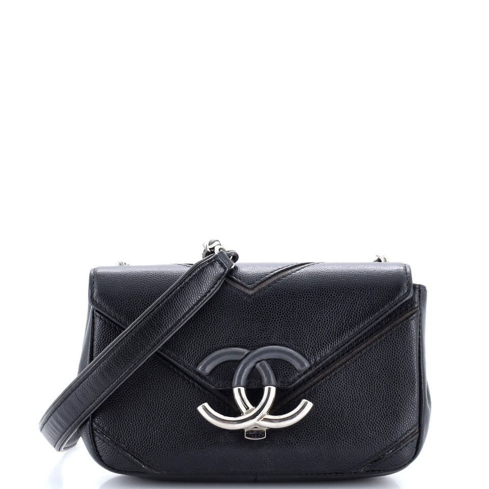Macro Flap Bag Chevron Caviar Small