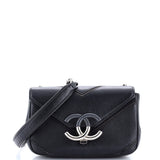 Macro Flap Bag Chevron Caviar Small