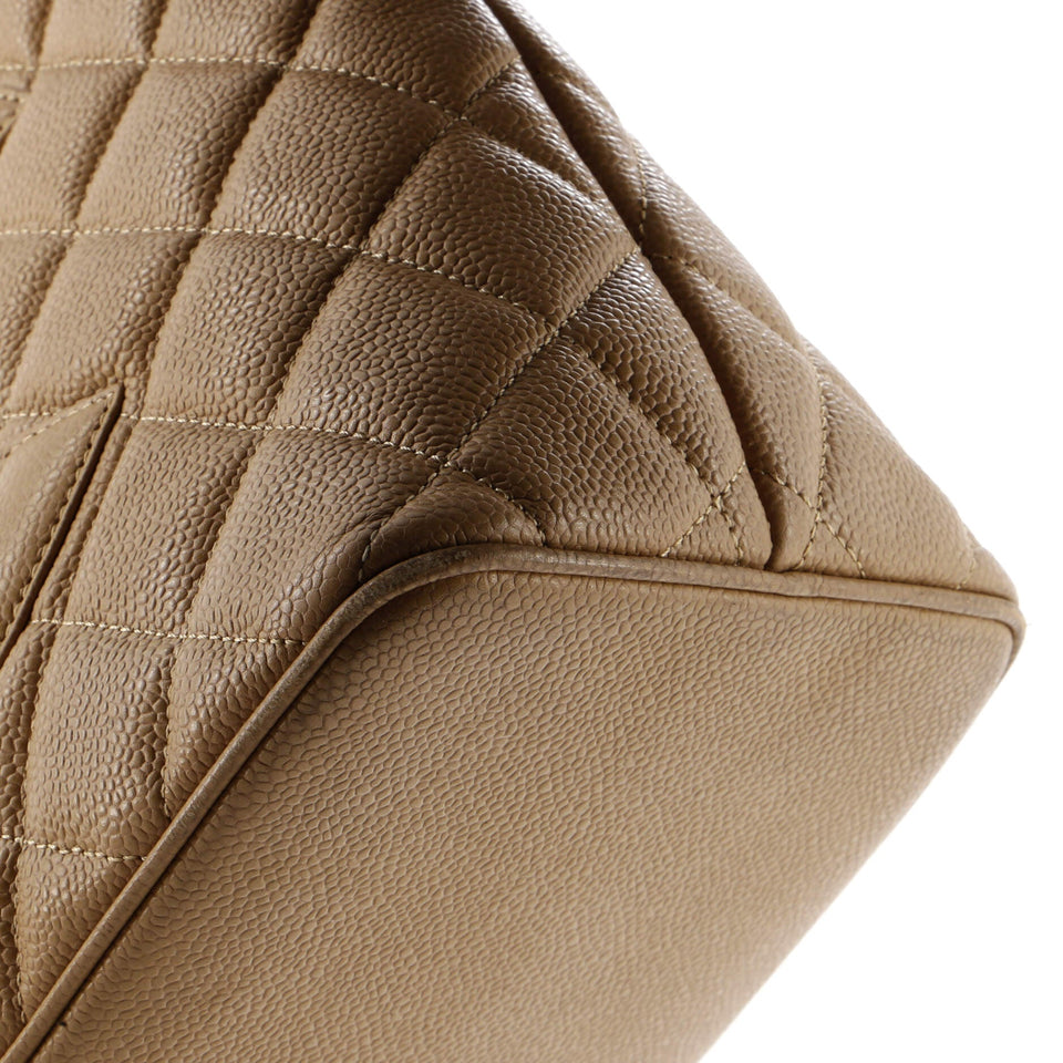 Medallion Tote Quilted Caviar