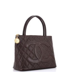 Medallion Tote Quilted Caviar