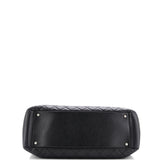 Grand Shopping Tote Quilted Caviar XL
